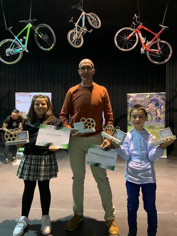 Juan Andrés con Alicia y Lucas